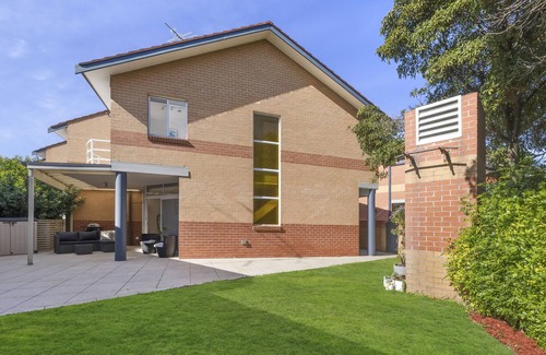 Kingsford Apartment | Haven on Botany - 3BR Townhouse with Courtyard