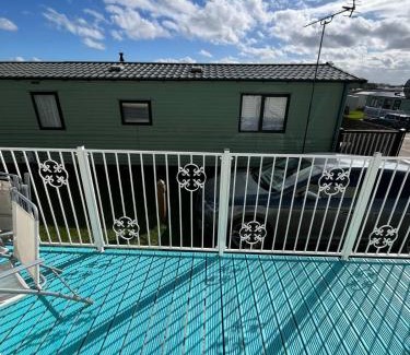 Flamborough Cabin | Haven Thornwick Bay - kestrel quays