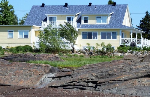 L'Islet Condo | Havre aux oies blanche sur mer