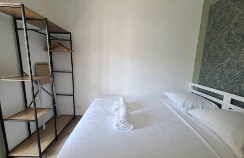 Les Arceaux Apartment | Havre Lumineux avec Climatisation et Terrasse