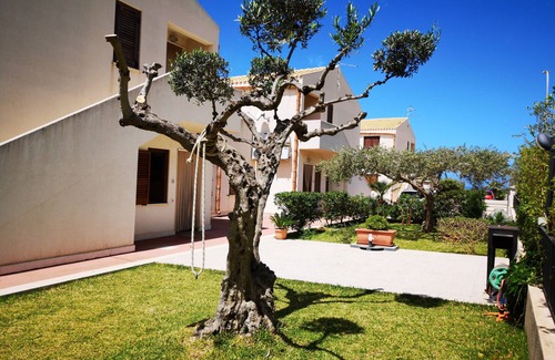 Castelluzzo Apartment | Hawaii Sicilian