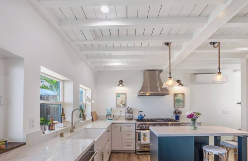 Ewa House | Hawaiian Beach Front Home Newly remodeled 1942 Beachfront Luxury Cottage.