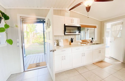 Keaau Apartment | Hawaiian Hideaway, Enjoy Private Lanai