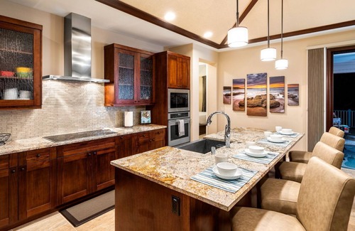 Keauhou House | Hawaiian Rental | Private Yard and Outdoor Area | AC & Shared Pool | Golf Course Views