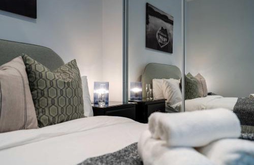 Hawthorn Apartment | Hawthorn 1BR Apartment - Close to Swinburne & Shops