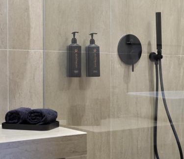 Plaka Hotel | Haya Athens Loftie Suites