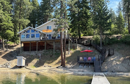 Hayden Cabin | Hayden Lake Waterfront Home W/Boat Dock, across from sand bar! (No WiFi)