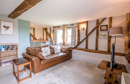 Saxmundham Apartment | Hayloft at Valley Farm Barns, Snape