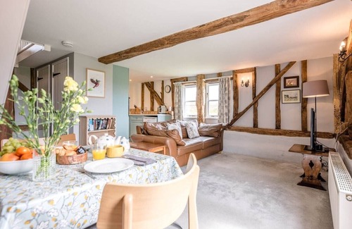 Saxmundham Apartment | Hayloft at Valley Farm Barns, Snape