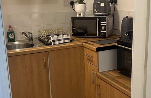 Huddersfield Apartment | Hayy Modern Studio Huddersfield