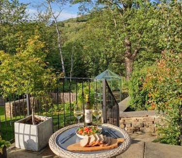 Thurstonland House | Hazeldene Cottage
