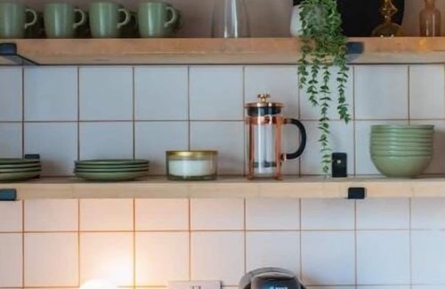 Gabalfa House | Headline: Stylish City Living with Garden