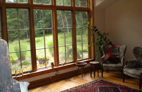 Dorset House | Headwaters-Very secluded, quiet, mountain views, babbling brook, country living.