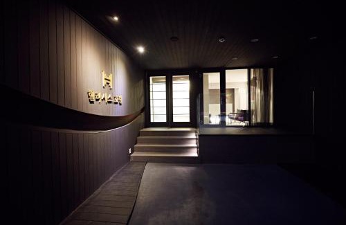 Jungwon-gu Hotel | Healasis