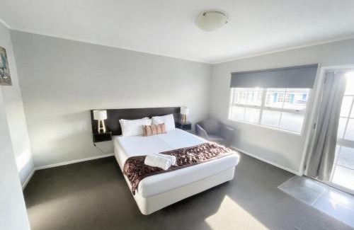 Hamilton Hotel | Heaphy Apartment