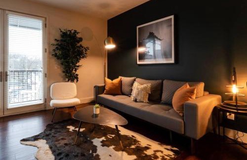 12 South Apartment | Heart Of 12 South, Near Downtown, Park Free- #15