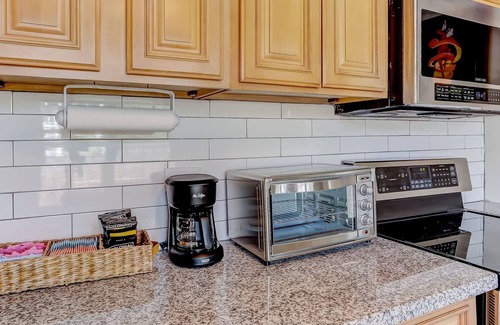 Downtown Jacksonville House | Heart of 5 points with a private pool.