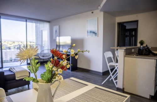 Cortez Hill Apartment | Heart of Downtown /Pool - Jacuzzi