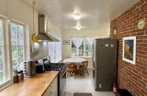 Eastsound House | Heart of Eastsound-For couples!