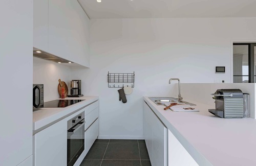 Heilig Kerst Apartment | Heart of Ghent: Stylish with Terrace & Parking