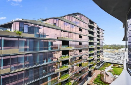 Glen Waverley Apartment | Heart of Glen Waverley Pool Gym Parking