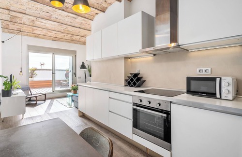 el Camp d'en Grassot i Gracia Nova Apartment | Heart of Gracia: Stylish 1BR Apartment with Terra