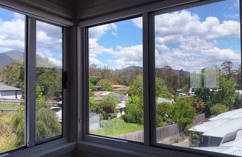 Healesville House | Heart of Healesville, Yarra Valley, Rural Victoria