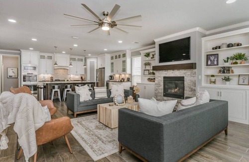 Amarillo House | Heart of Heritage Hills Home