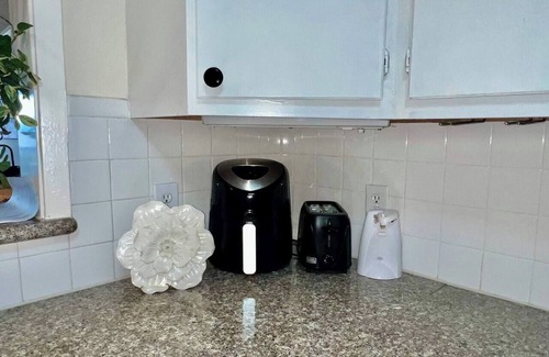 Southgate Apartment | Heart of Houston Med Center & NRG Stadium