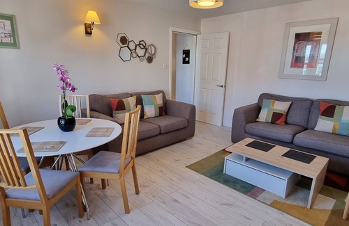 Inverness City Centre Apartment | HEART OF INVERNESS MODERN APARTMENT
