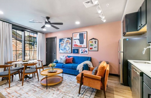 Central Business District Hotel | Heart of NOLA 2BR Bliss Condo with 2 Balconies