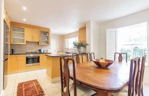 Noordhoek House | Heart of Noordhoek: Farm Village Getaway. 5 minutes to the beach.