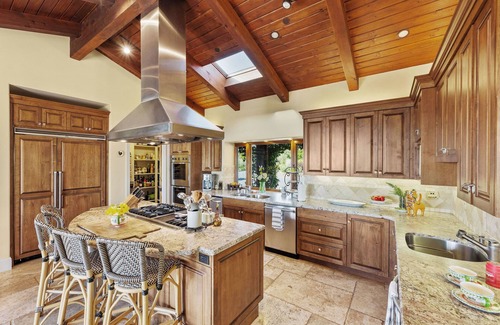 Sonoma House | Heart of Oaks Ranch - A Private Hilltop Wine Country Retreat