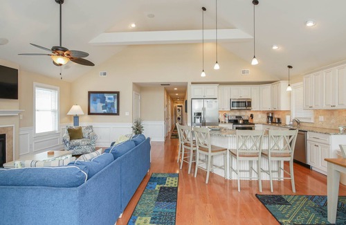 North End Condo | Heart of OC-Beautiful NEW-Between Brds/Beach/Dwntwn, ELEVATOR 5 Bdrms 3.5 baths