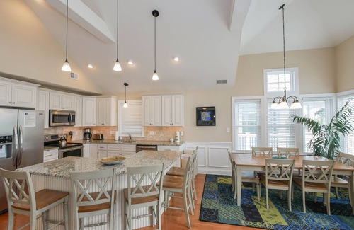 North End Condo | Heart of OC-Beautiful NEW-Between Brds/Beach/Dwntwn, ELEVATOR 5 Bdrms 3.5 baths