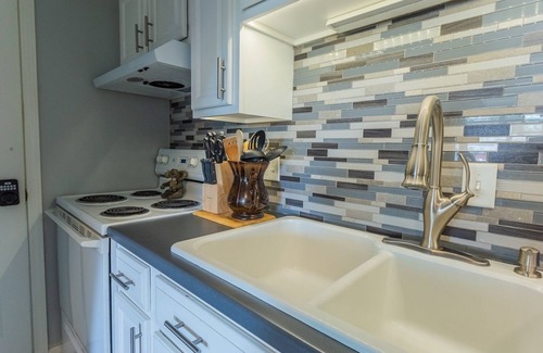 Osage Beach Condo | Heart of Osage Beach w the Best view of the lake down the main channel 4 miles