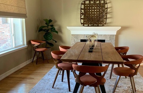 Petaluma House | Heart of Petaluma Updated 4bed 3bath house