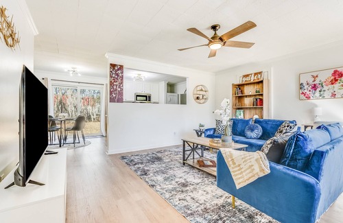 Pooler House | Heart of Pooler - 3 Bedroom 1 Bathroom