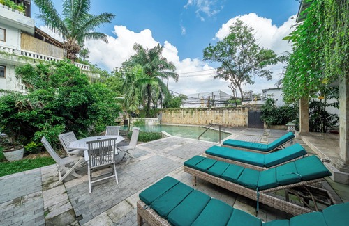 Petitenget Apartment | Heart of Seminyak 2 bed 2 bath 2 pools super quiet. Walk to Seminyak beach