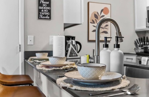 Downtown Salt Lake City Apartment | Heart of SLC! Stocked w/Everything you need!