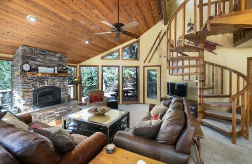 Baldy Mountain House | Heartstone Hideaway