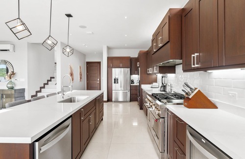 Coco House | Heated Pool - 4 King Bedrooms w/Smart TVs - BBQ