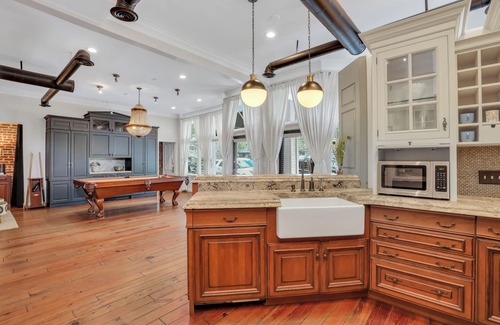 Historic Downtown Savannah House | Heated Pool Access | 5*Clean | Flex Cancelation