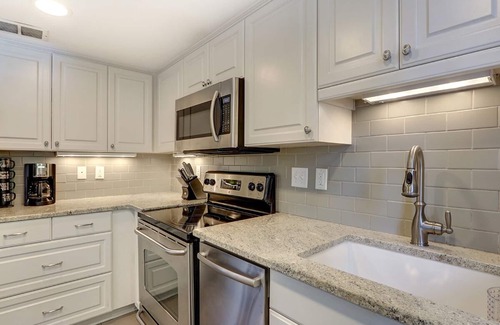 Historic District - North House | Heated Pool Access Flex Cancelation