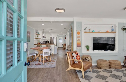 Savannah Beach Cottage | Heated Pool Access, Walk to Beach and More!
