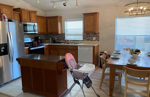 Sandy Ridge House | Heated Pool and BBQ/King Size beds, 2 master bdrms