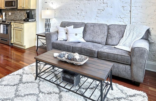 Historic District - North Condo | Heated Pool, Broughton Street Rental
