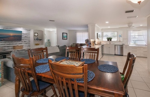 Port Charlotte House | Heated Pool, Canal Front, Kayaks - Paradise Awaits!