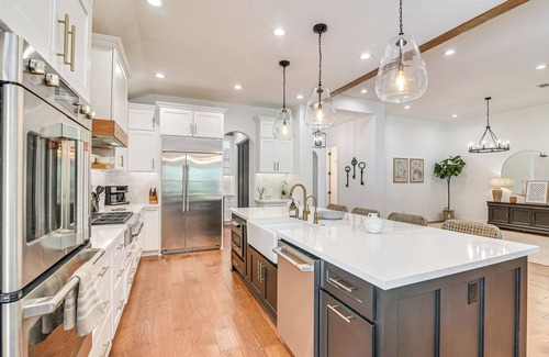 Manvel House | Heated Pool: Family-Friendly Houston Area Home!
