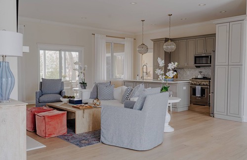 Michigan City House | Heated pool, game rm, fire pit, screened porch, close to beach, golf cart incl,